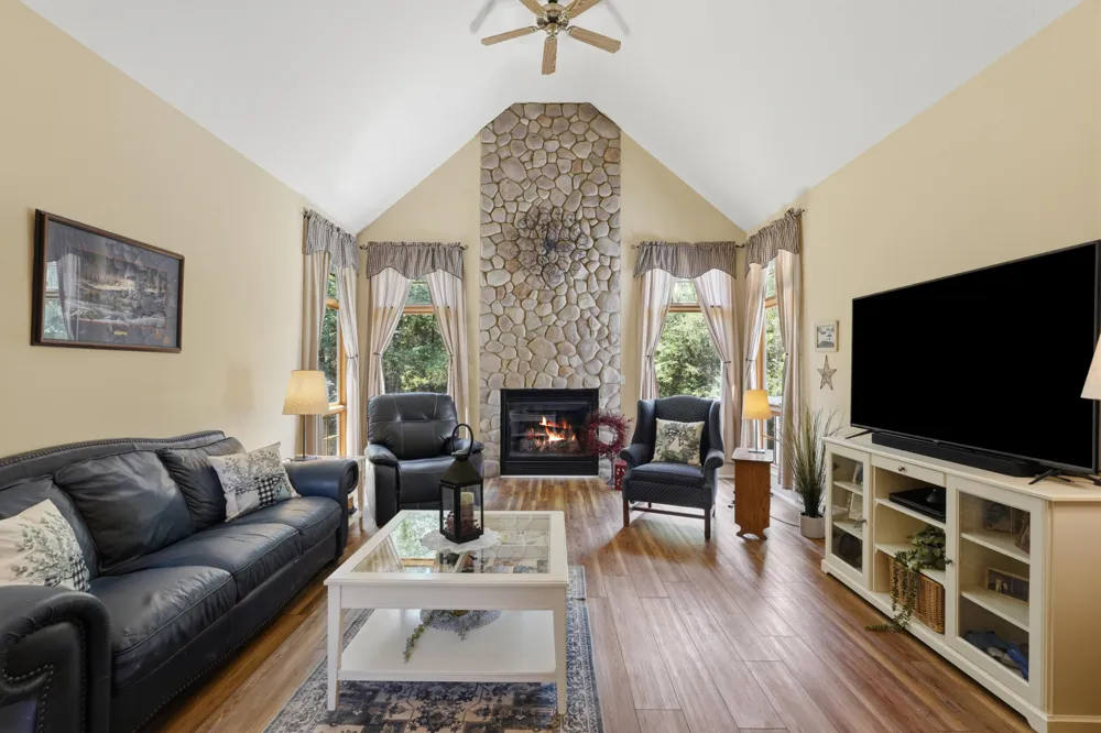 10525 Antcliff Brooklyn, MI 49230