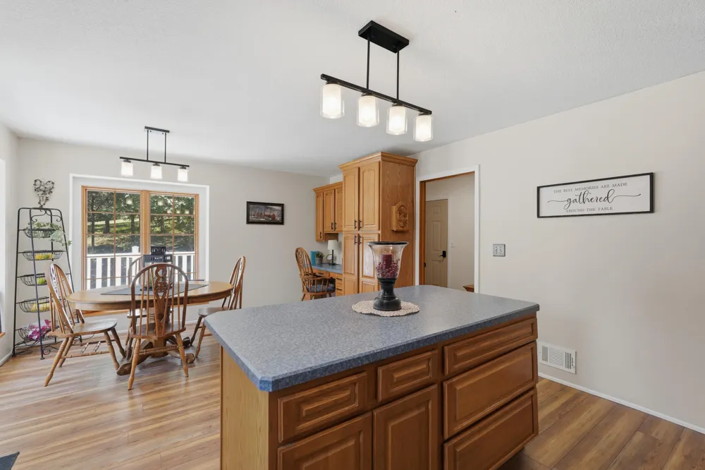 10525 Antcliff Brooklyn, MI 49230