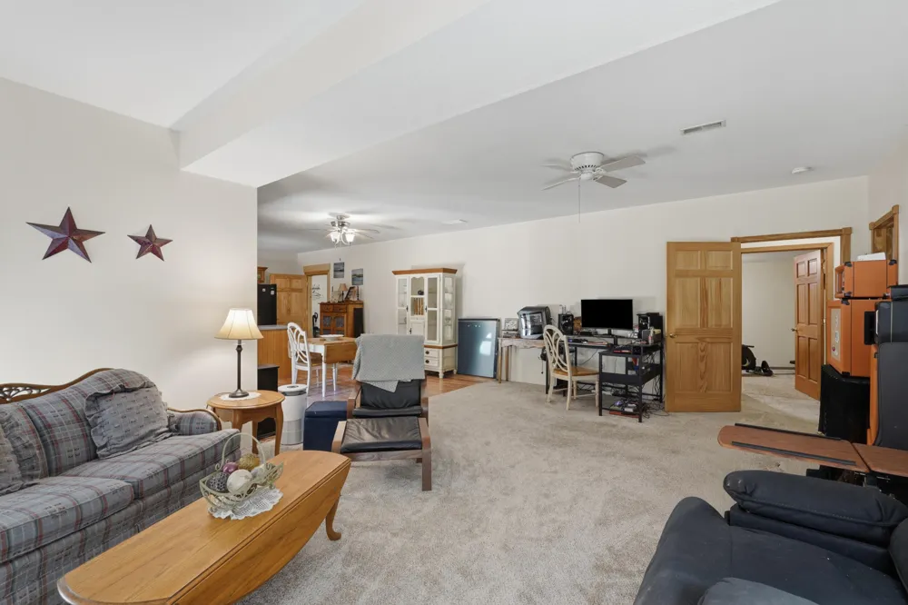 10525 Antcliff Brooklyn, MI 49230