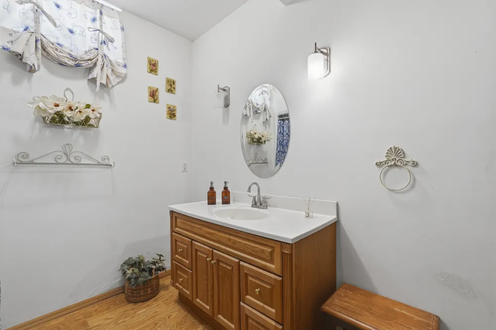 10525 Antcliff Brooklyn, MI 49230