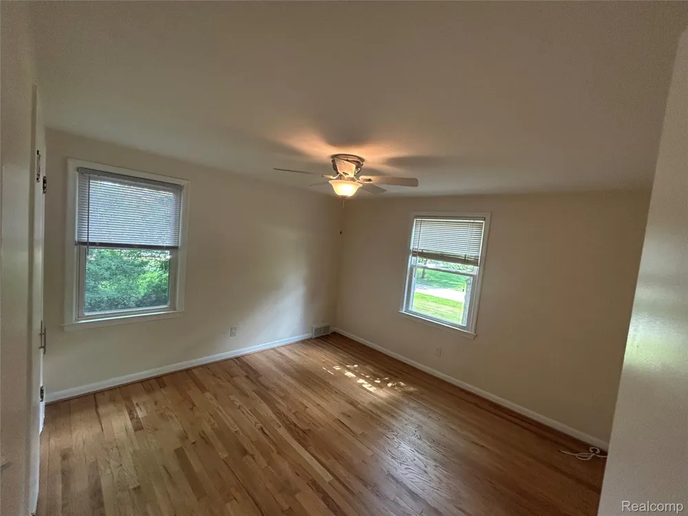3364 Elder Road West Bloomfield Charter Township, MI 48324