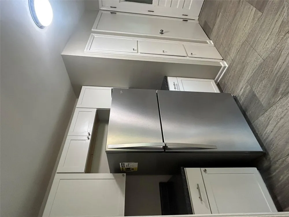 3364 Elder Road West Bloomfield Charter Township, MI 48324