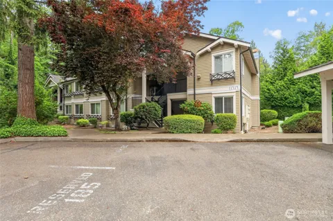 11313 NE 128th Street #E104