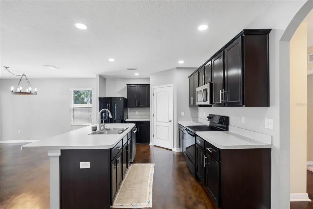 3518 SAN MOISE PLACE Plant City, FL 33567