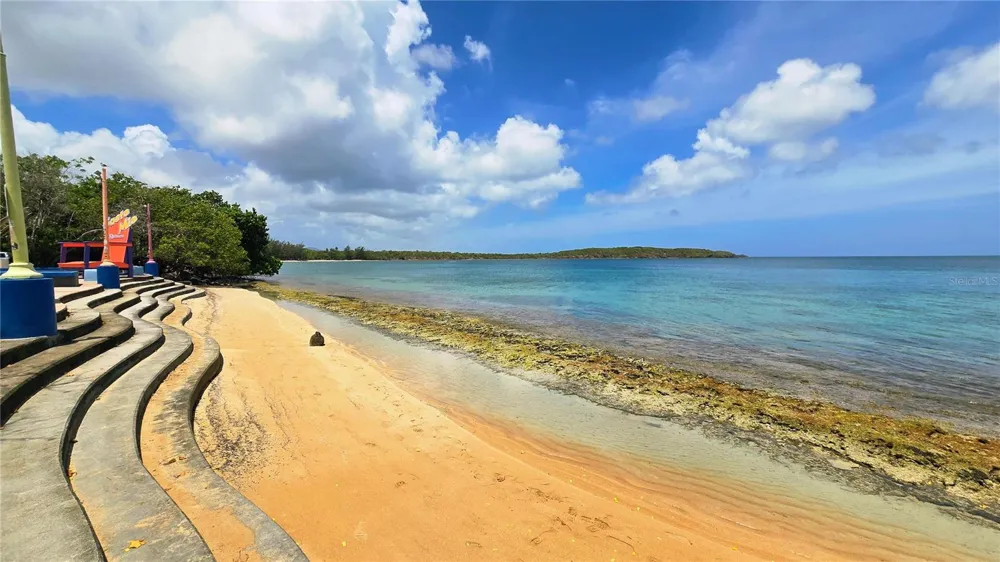 3 ST. MIRADOR PLAYA CONVENTO #10204 Fajardo, PR 00738
