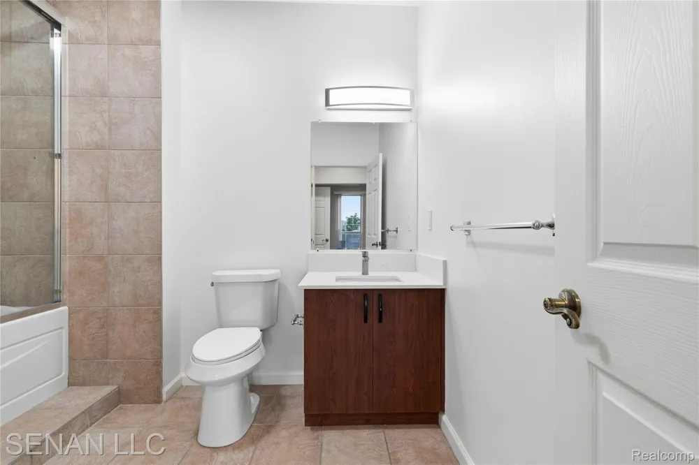22230 Michigan Avenue #2 Dearborn City, MI 48124