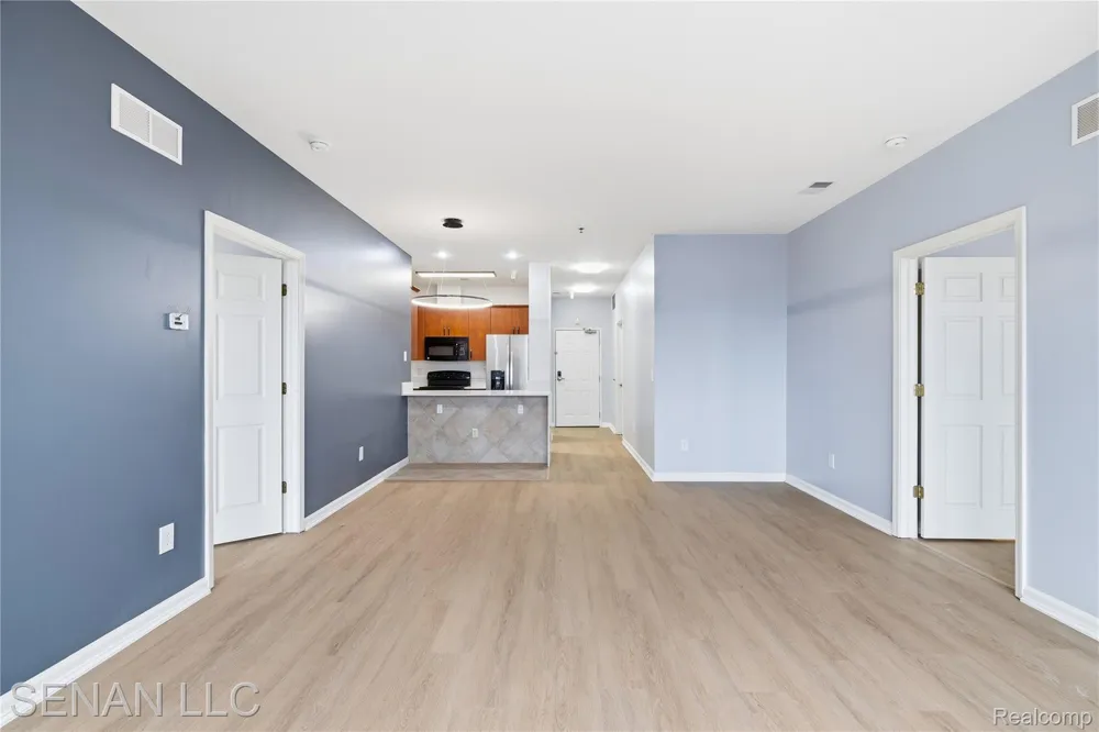 22230 Michigan Avenue #2 Dearborn City, MI 48124