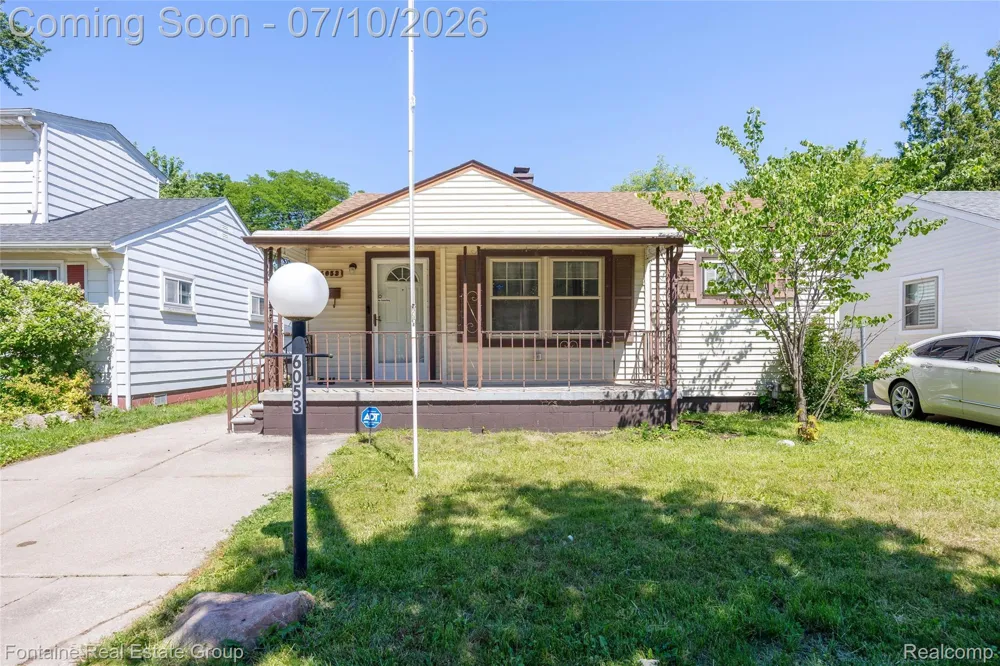 6053 John Daly Street Taylor City, MI 48180