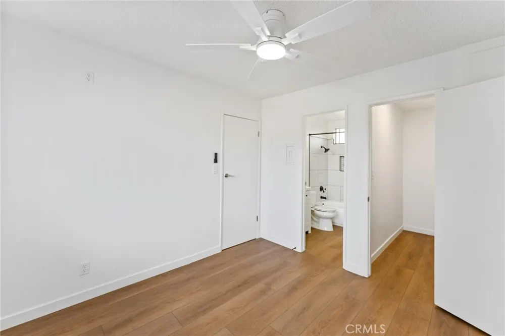 221 10th Street Huntington Beach, CA 92648