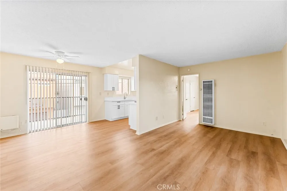 221 10th Street Huntington Beach, CA 92648