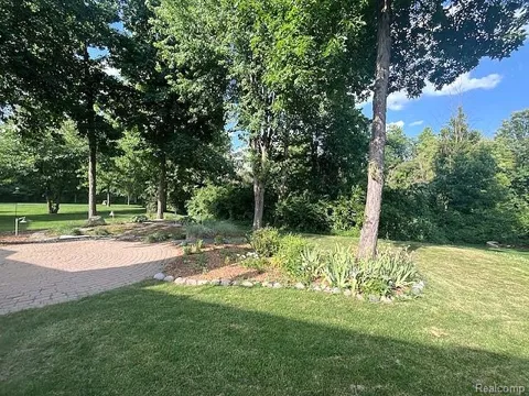 45926 Riverview Court