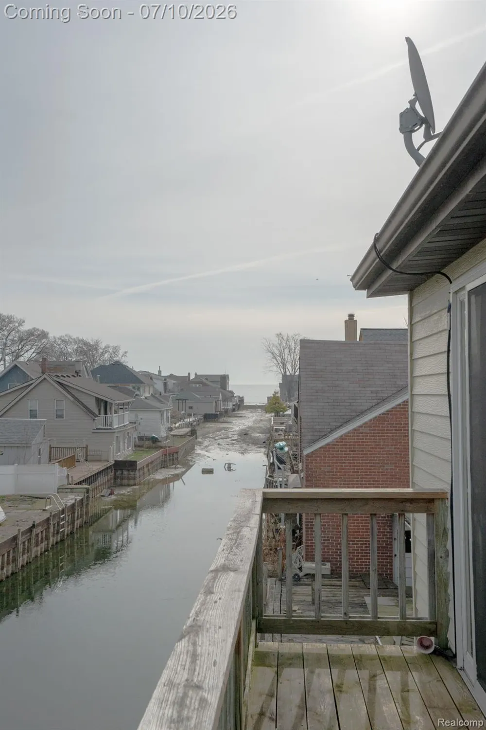 22453 E 10 Mile Road St Clair Shores City, MI 48080