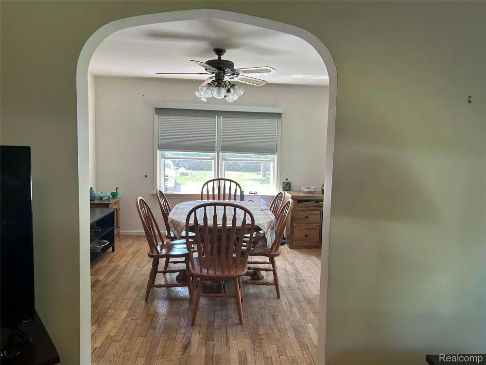 11039 Torrey Road Fenton Charter Township, MI 48430