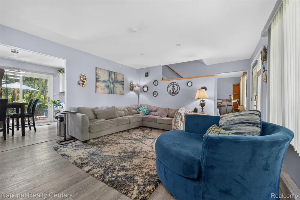 9472 Lakepointe Boulevard Clay Township, MI 48001