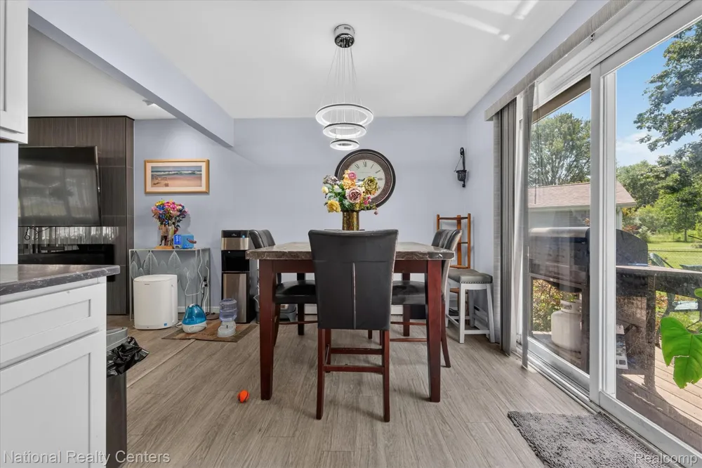 9472 Lakepointe Boulevard Clay Township, MI 48001