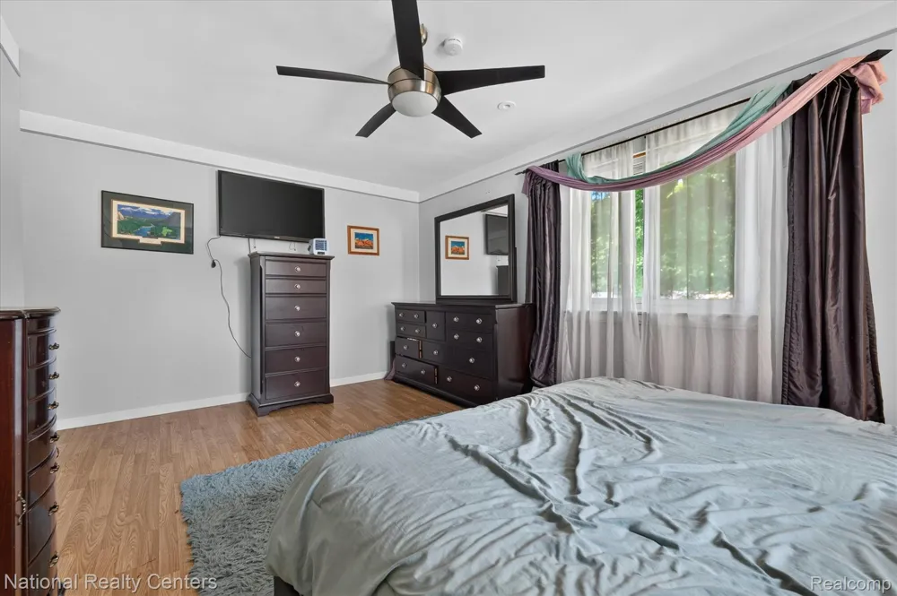 9472 Lakepointe Boulevard Clay Township, MI 48001