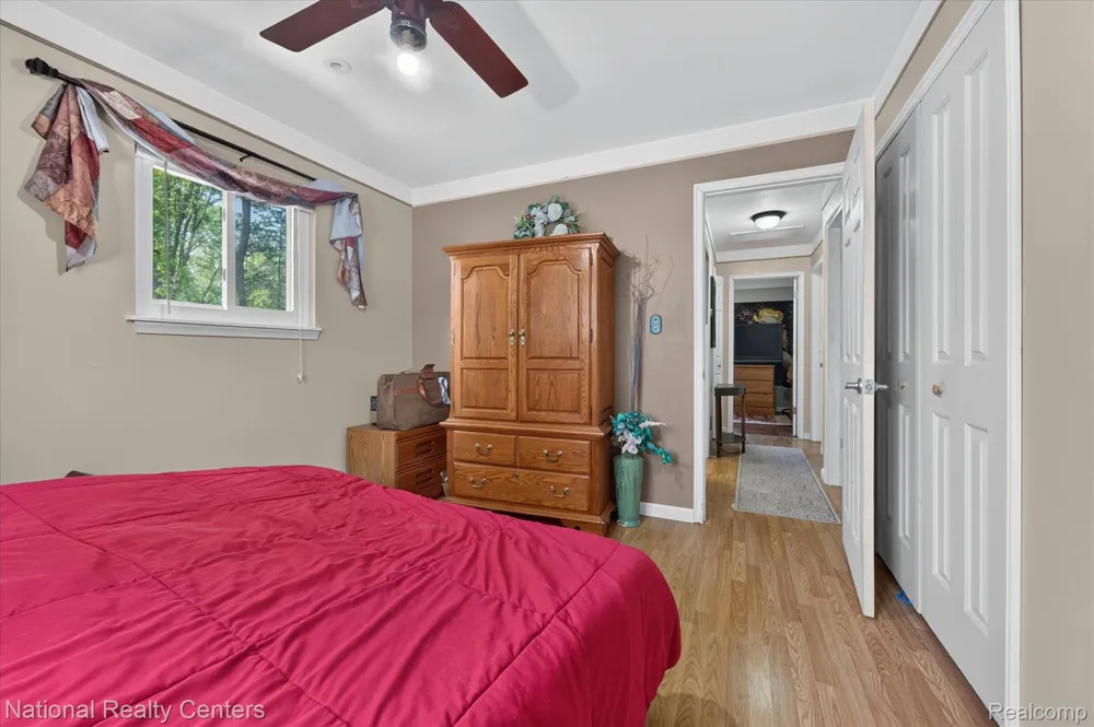 9472 Lakepointe Boulevard Clay Township, MI 48001