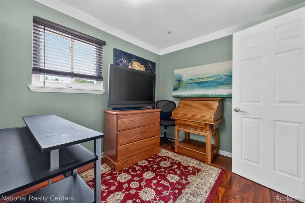 9472 Lakepointe Boulevard Clay Township, MI 48001