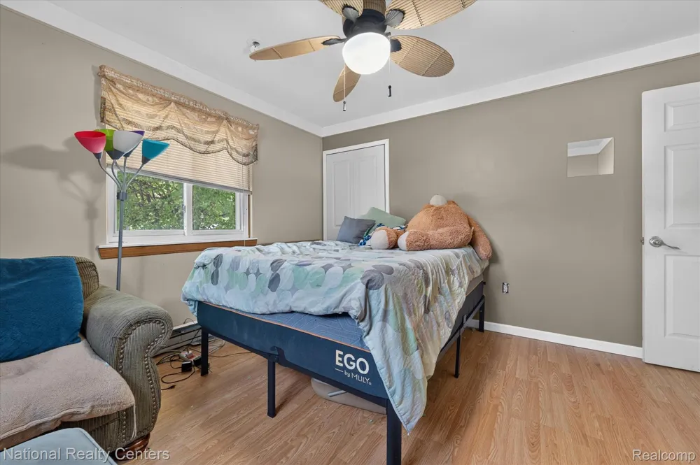 9472 Lakepointe Boulevard Clay Township, MI 48001
