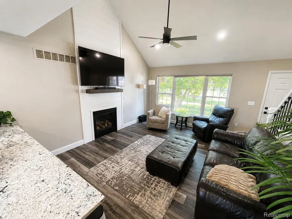 2015 Pauls Court Marysville City, MI 48040