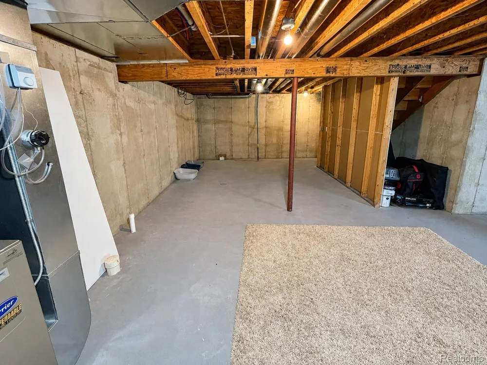 2015 Pauls Court Marysville City, MI 48040