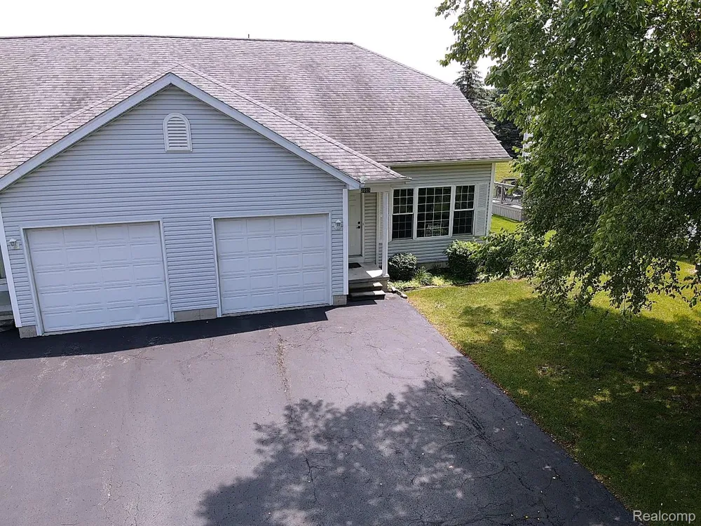 2015 Pauls Court Marysville City, MI 48040
