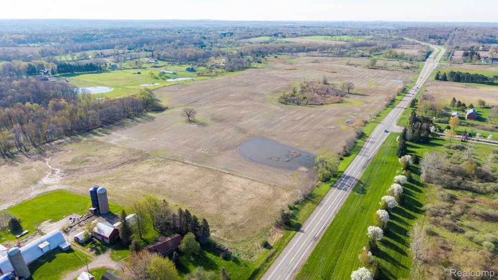 3 Lapeer Road Metamora Township, MI 48371
