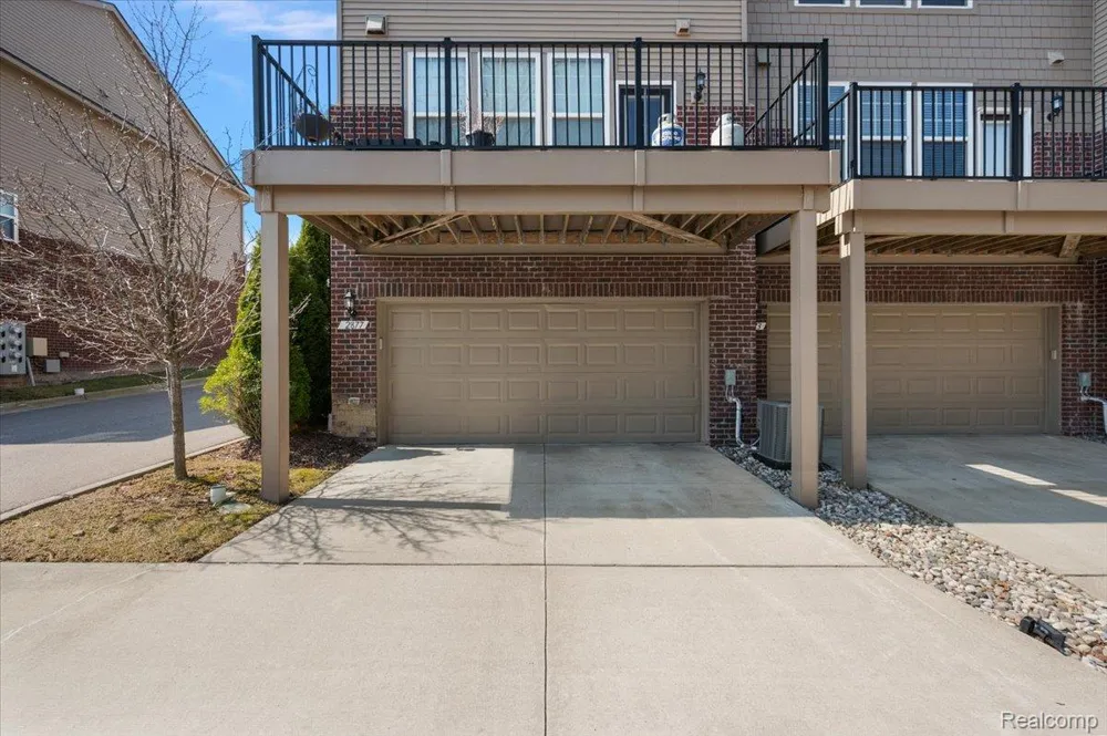 2877 Hartwick Drive Rochester Hills City, MI 48307