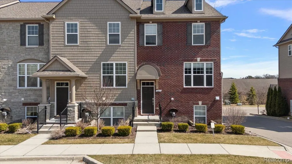 2877 Hartwick Drive Rochester Hills City, MI 48307