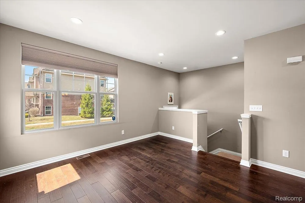 2877 Hartwick Drive Rochester Hills City, MI 48307
