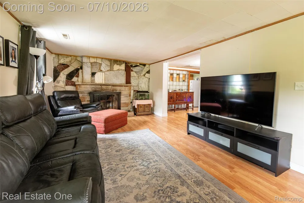 875 S Grey Road Auburn Hills City, MI 48326