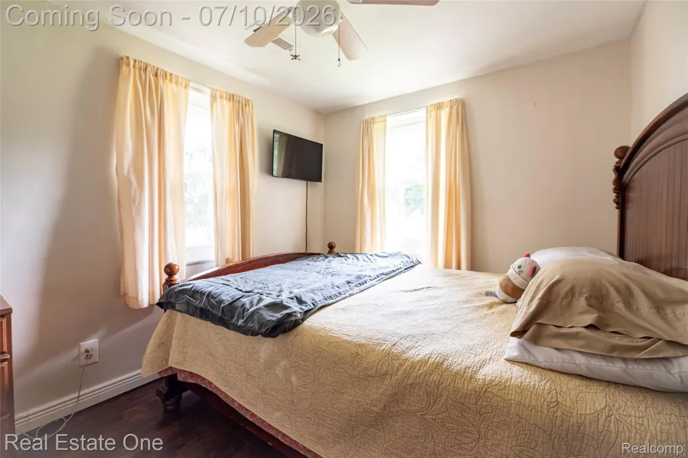 875 S Grey Road Auburn Hills City, MI 48326