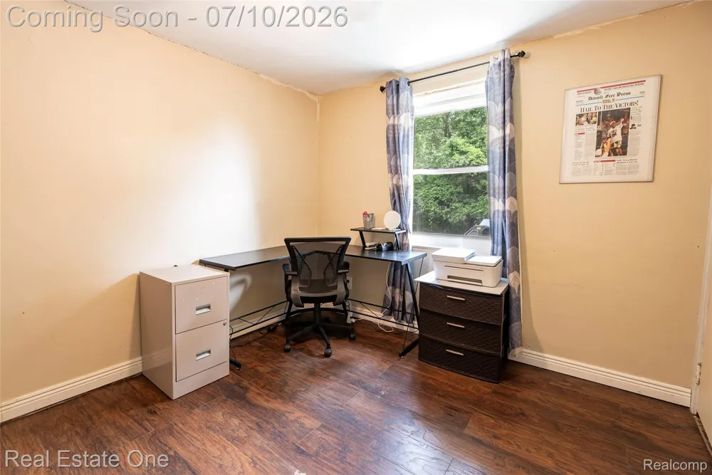 875 S Grey Road Auburn Hills City, MI 48326