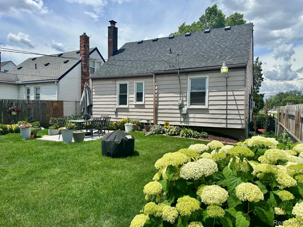 455 Campbell Street River Rouge City, MI 48218
