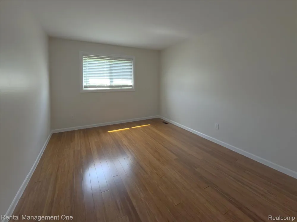 11575 Lynhurst Drive Washington Township, MI 48094