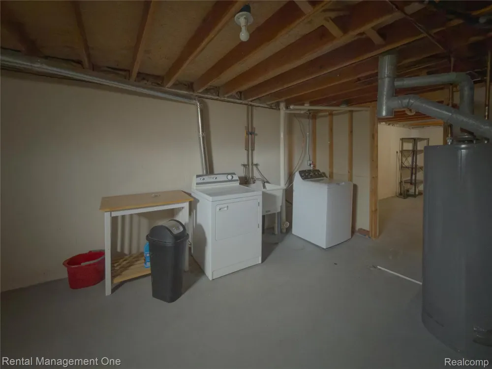 11575 Lynhurst Drive Washington Township, MI 48094