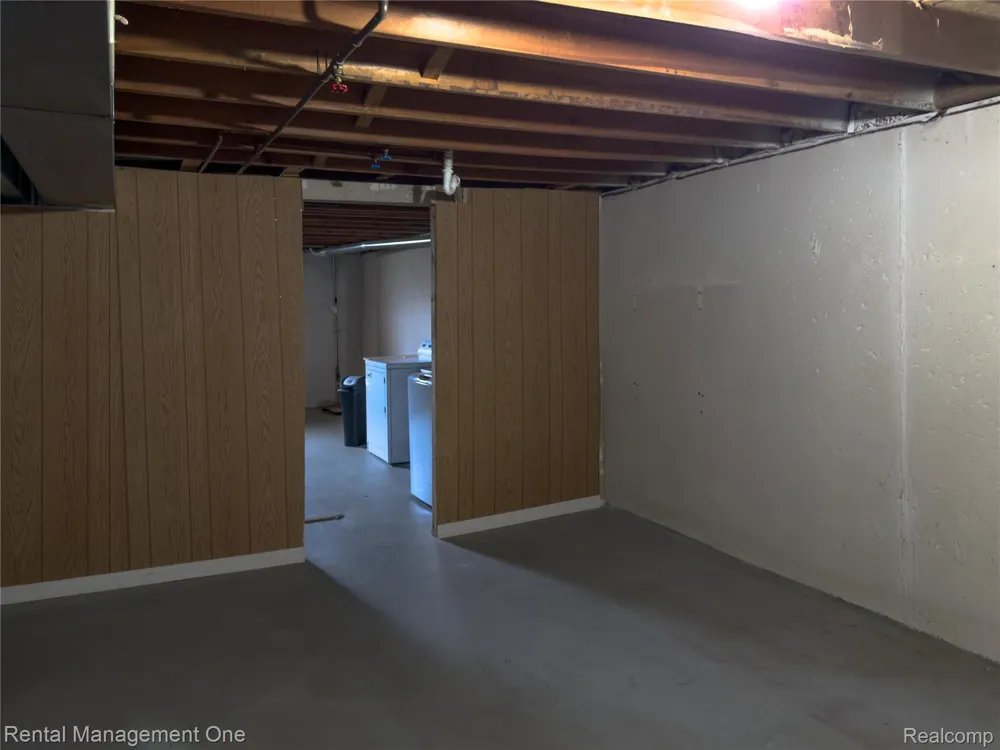 11575 Lynhurst Drive Washington Township, MI 48094