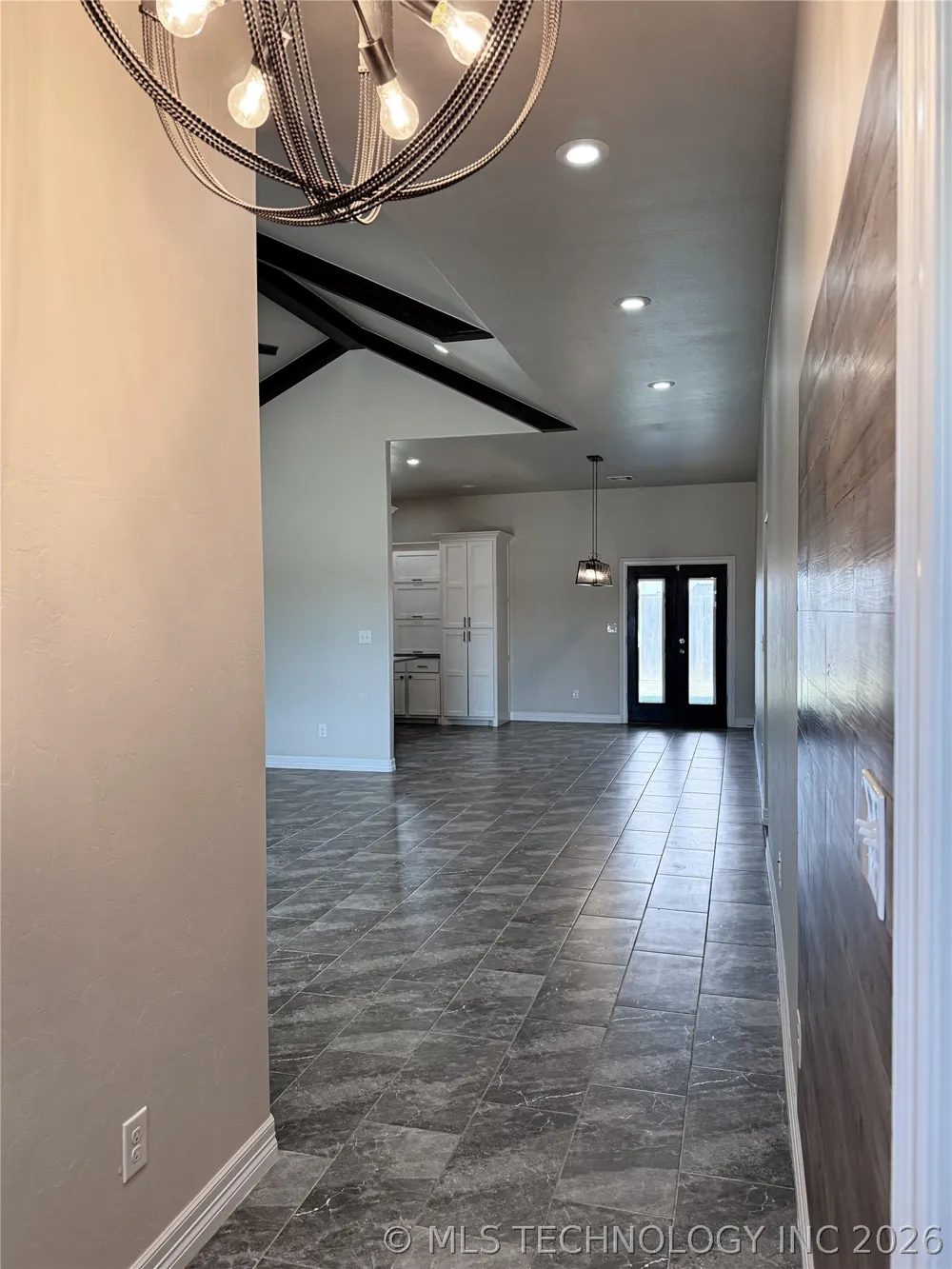 2807 Falling Leaves Drive Weatherford, OK 73096