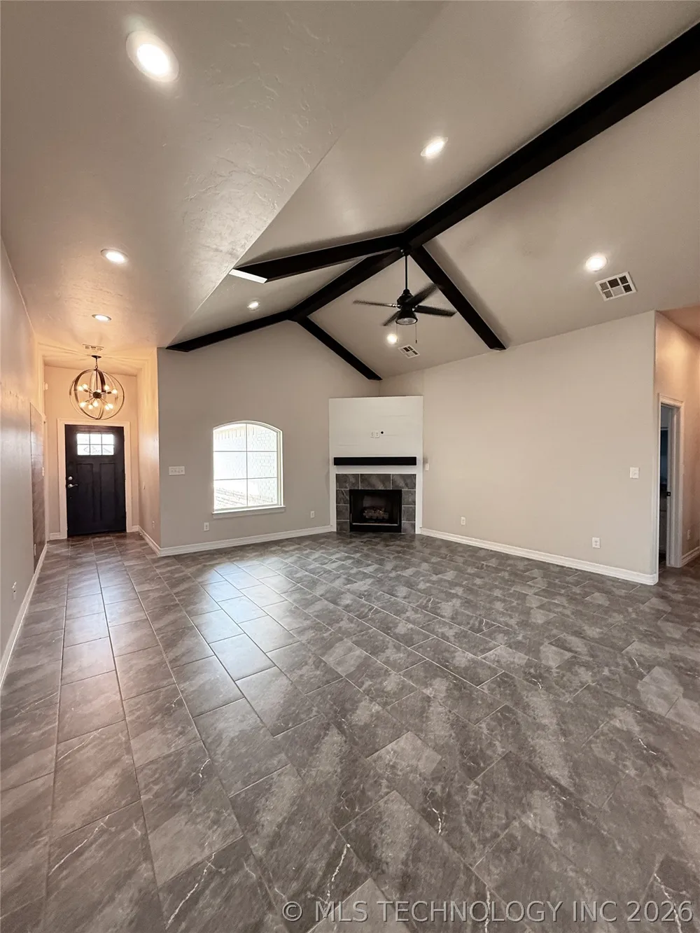 2807 Falling Leaves Drive Weatherford, OK 73096