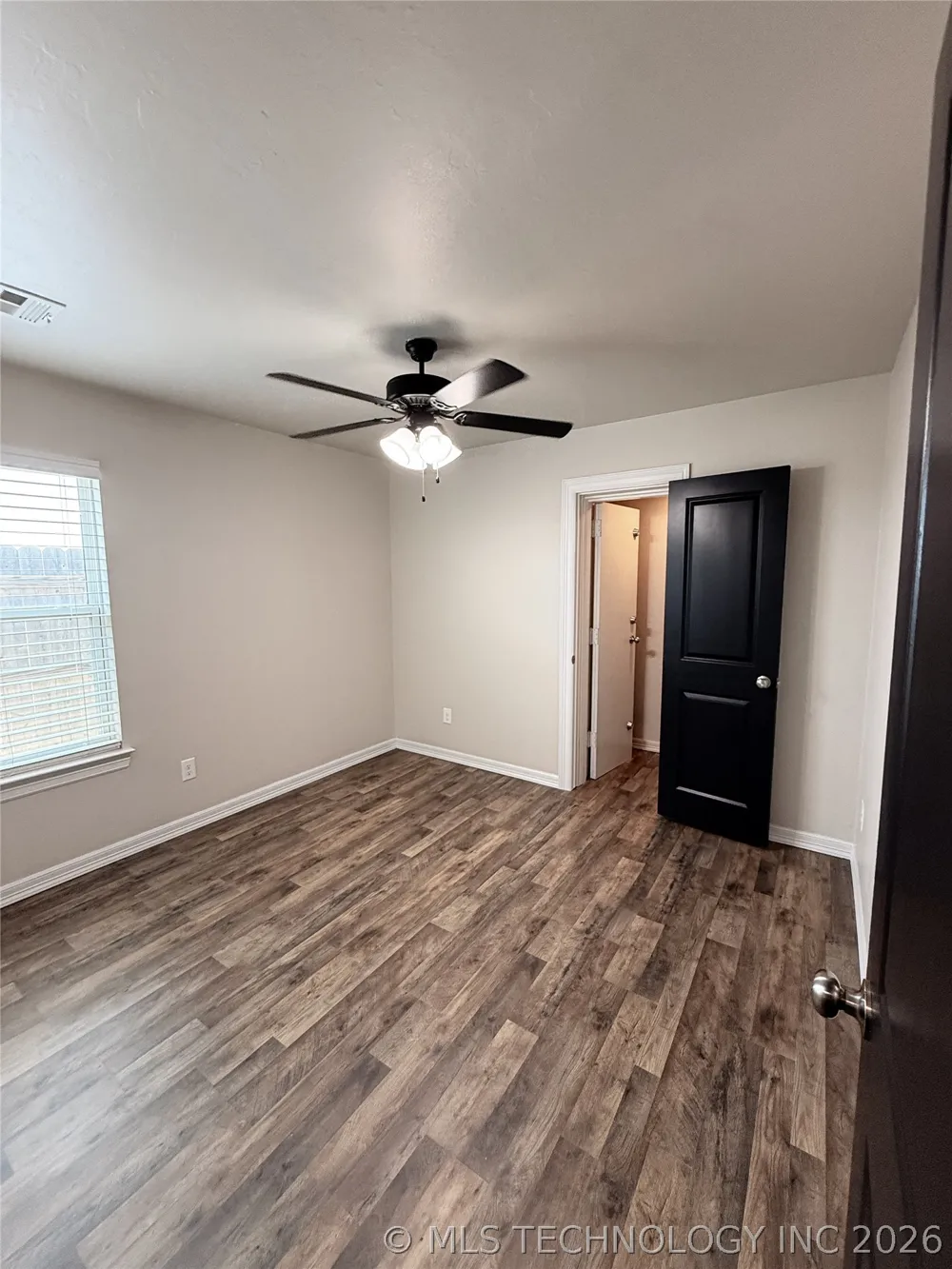 2807 Falling Leaves Drive Weatherford, OK 73096