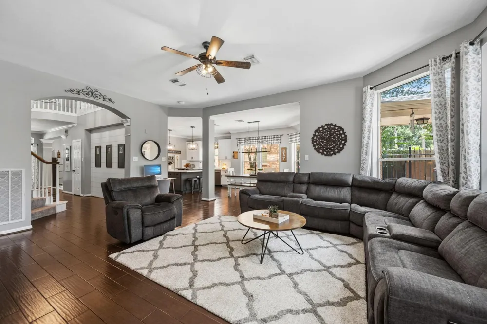 3218 S Woodstream Way Kingwood, TX 77345