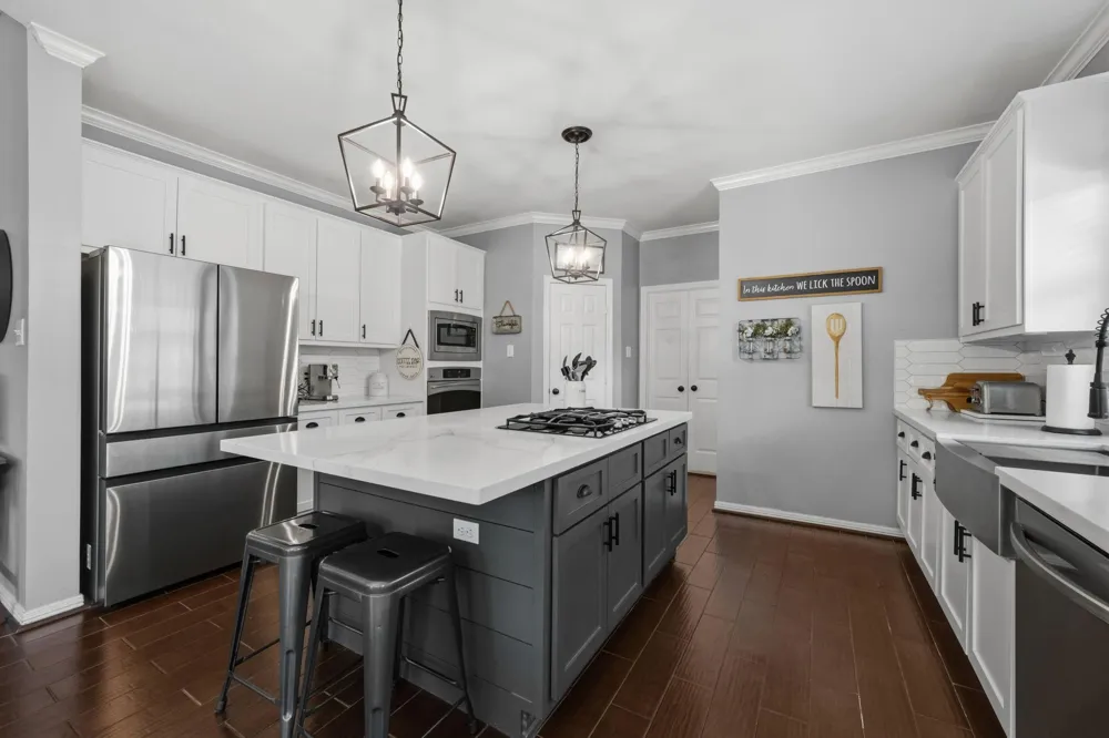 3218 S Woodstream Way Kingwood, TX 77345