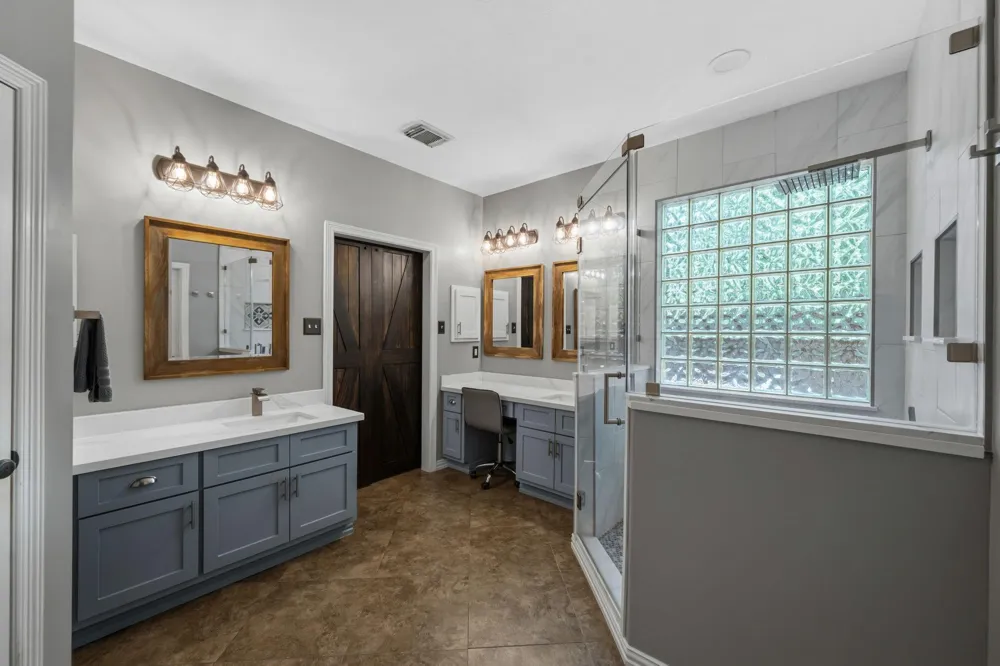 3218 S Woodstream Way Kingwood, TX 77345