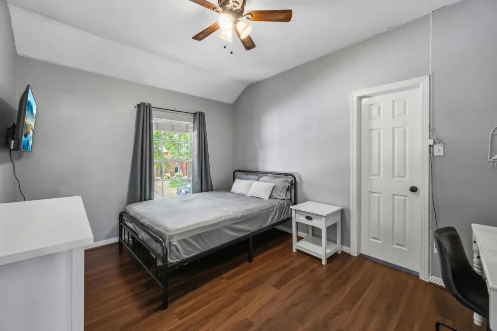 3218 S Woodstream Way Kingwood, TX 77345
