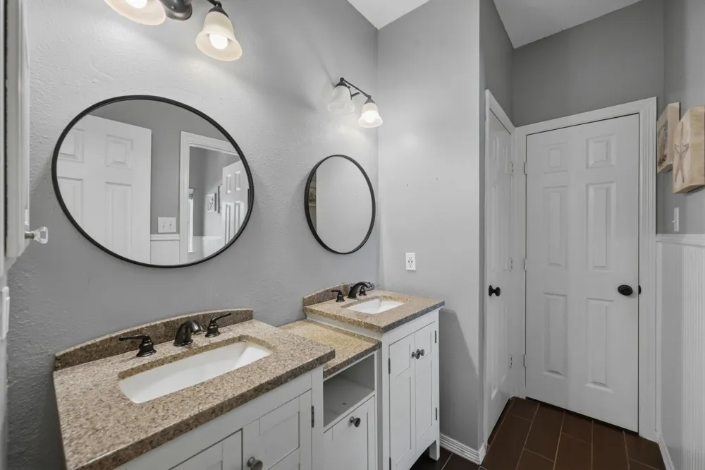 3218 S Woodstream Way Kingwood, TX 77345