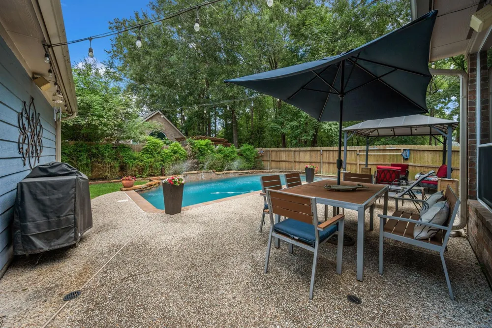 3218 S Woodstream Way Kingwood, TX 77345
