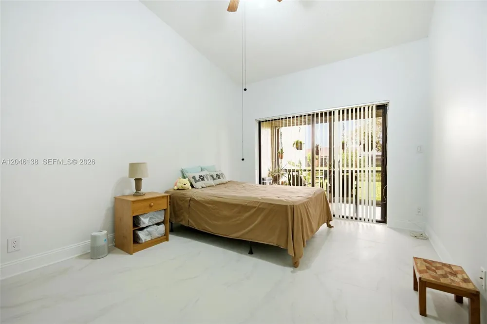 7924 NW 10th St Plantation, FL 33322
