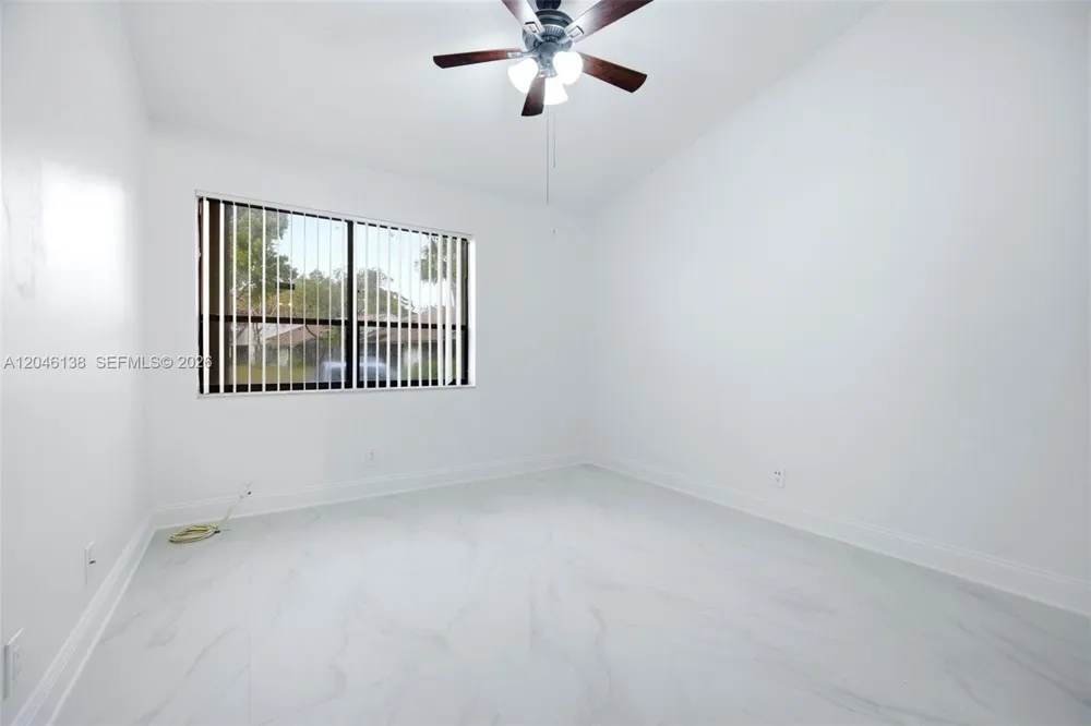 7924 NW 10th St Plantation, FL 33322