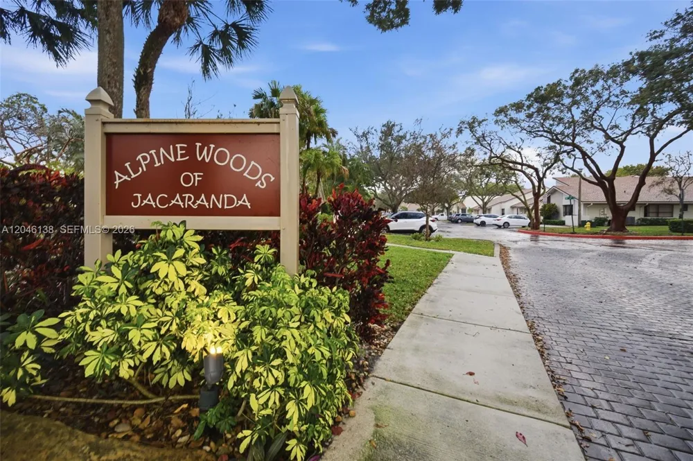 7924 NW 10th St Plantation, FL 33322