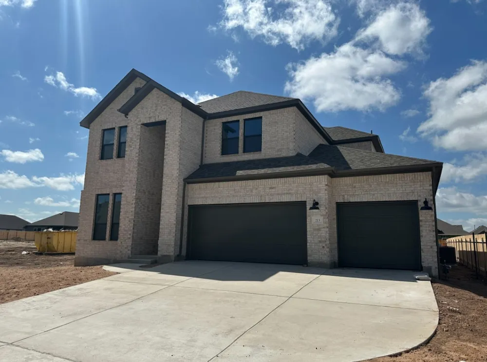 213 Borrego Bend Liberty Hill, TX 78642